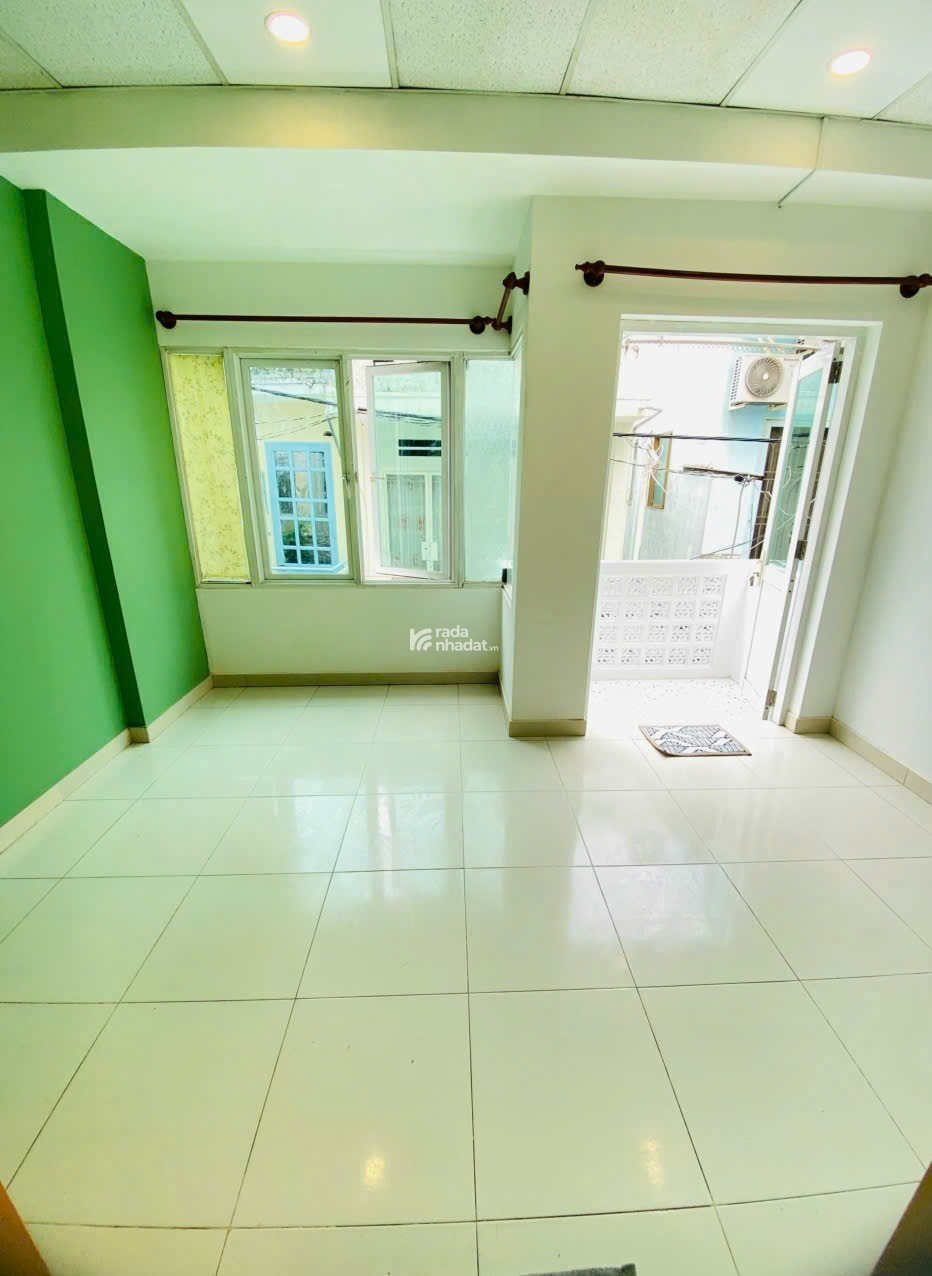 BÁN NHÀ HẺM THÔNG 2MT SÁT TRƯỜNG ĐHCÔNG THƯƠNG TPHCM, 3,95TY