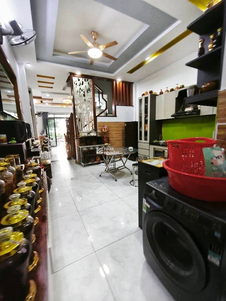 NHÀ PHỐ MỚI XÂY THIẾT KẾ HIỆN ĐẠI 1 TRÊT 3 LẦU ĐƯỜNG LÊ THỊ RIÊNG P THỚI AN -QUẬN12