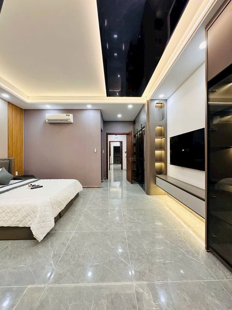 Nhà Phố 5 Tầng - 5M x 25M - Đường Rộng 8M-Thạnh Xuân 33 - Quận 12. Giá 10.9 tỷ