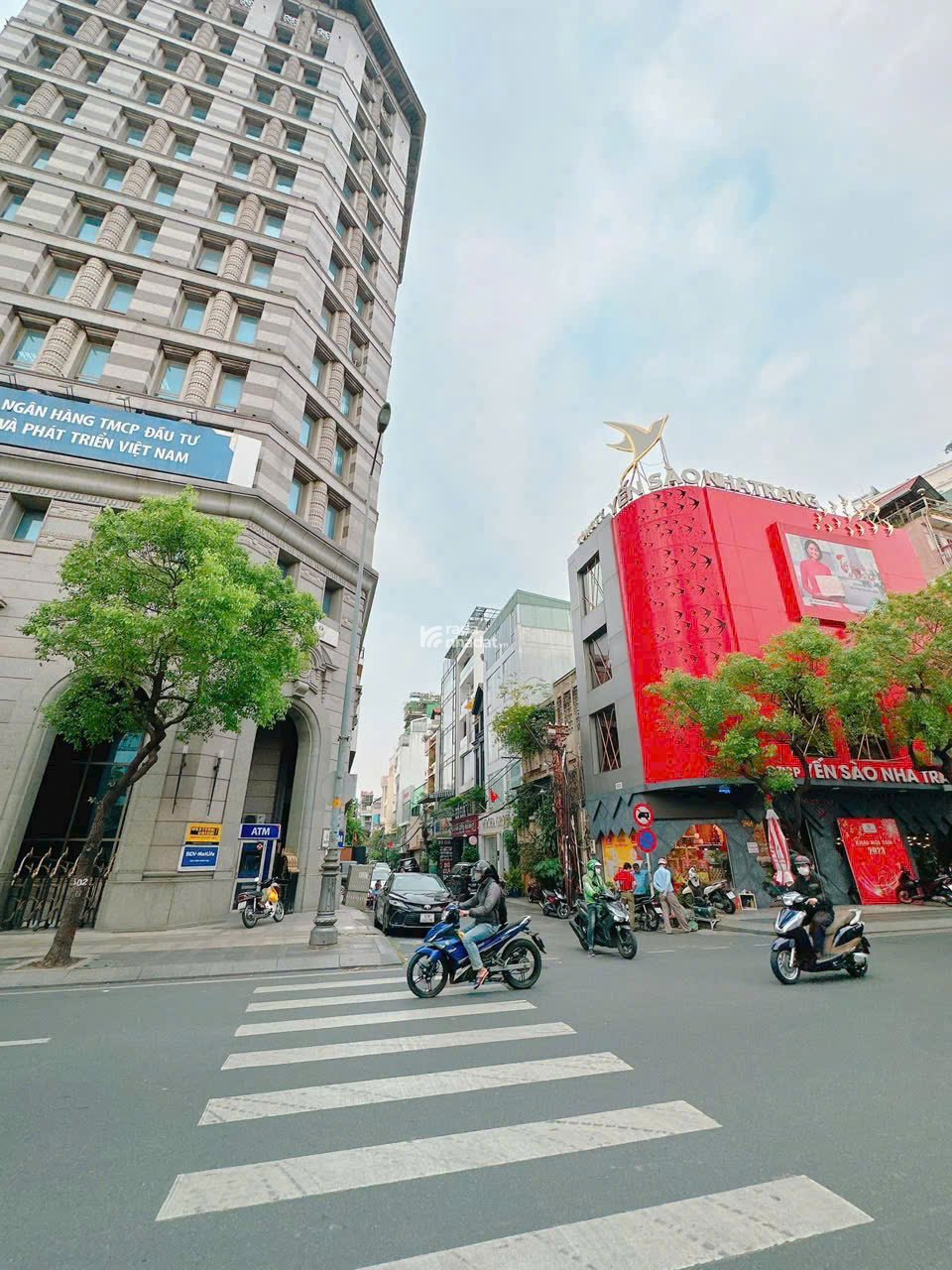 BÁN NHÀ GÓC 2MT CƯ XÁ ĐÔ THÀNH Q3 - 5 TẦNG 9 PHÒNG NGỦ - TRỐNG GIAO NGAY - CHỈ 13.5 TỶ!