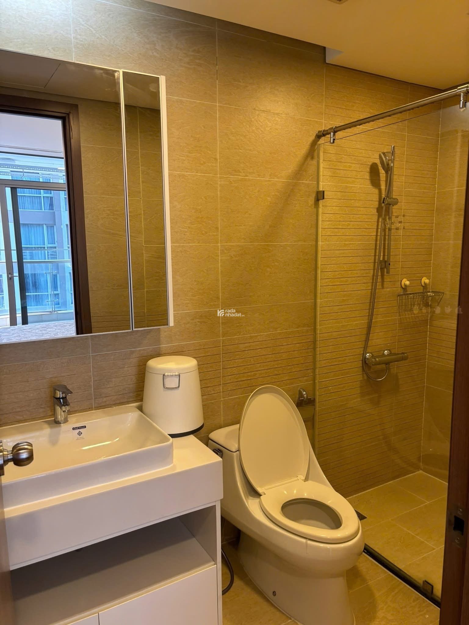 Chính chủ cần bán chung cư Thuỷ Lợi 4 ,70m2 GIÁ 2ty570 lh xem ngay 