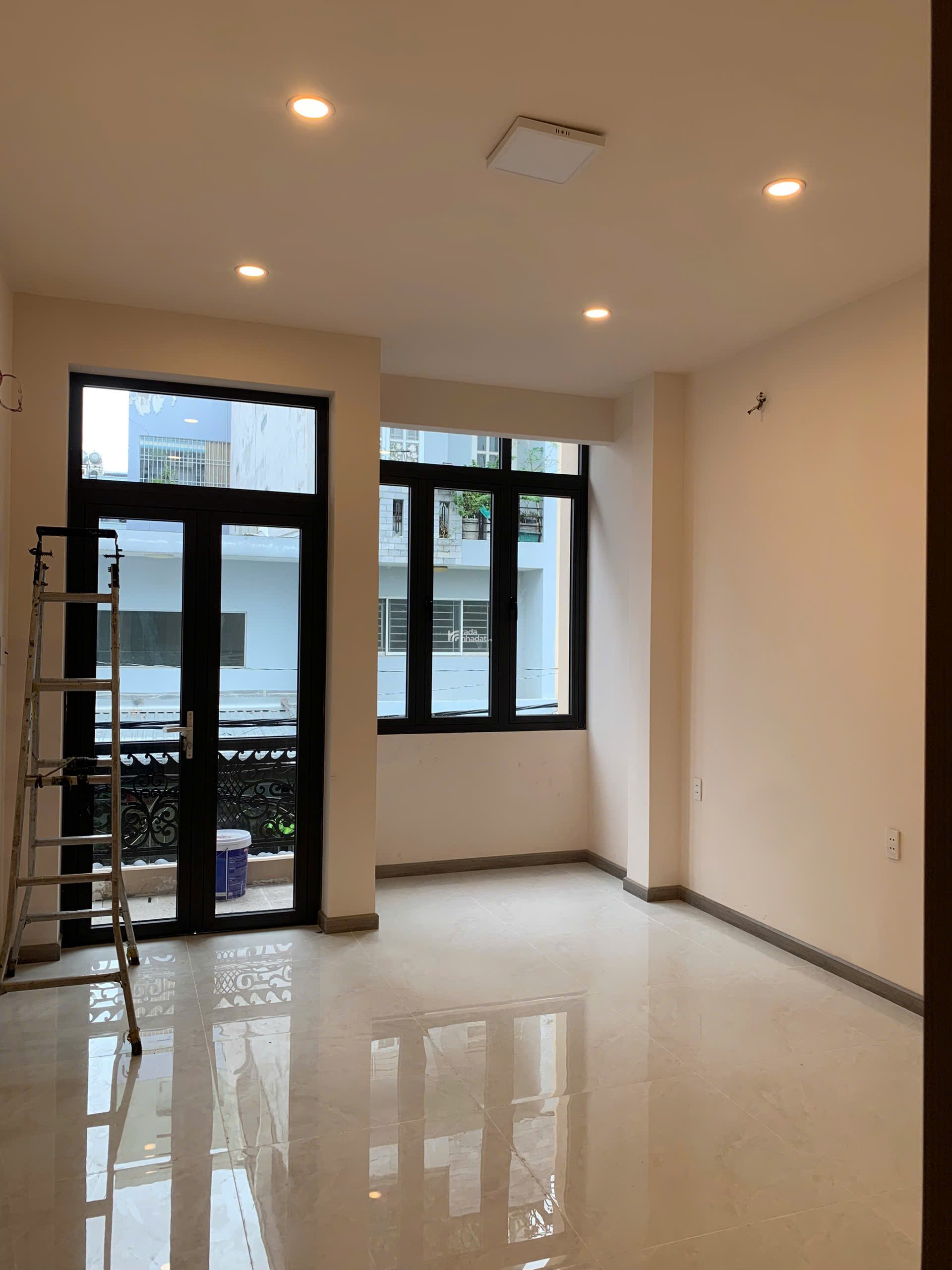 Bán nhà Đường Nội Bộ 10m Tạ Quang Bửu 62m2, 3 tầng Sân Thượng 4PN, Nhỉnh 9 Tỷ