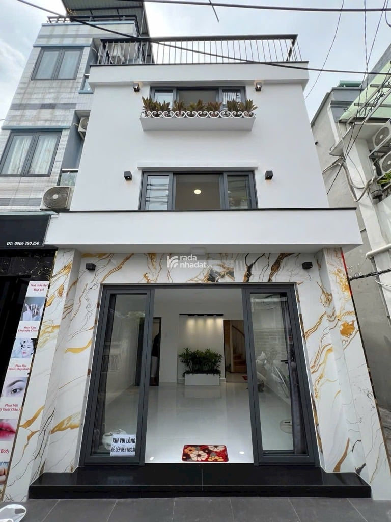 SÁT SÂN BAY, HẺM XE HƠI SÁT NHÀ, CÔ GIANG, PHÚ NHUẬN, 30M2 TIỆN XÂY. GIẢM 350TR CHỈ 7.2T TL 