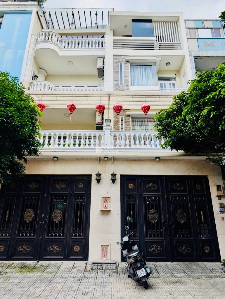 Bán nhà mặt tiền nội bộ khu Tên Lửa 9x20 x 4 tầng cực đẹp, nội thất sang trọng 