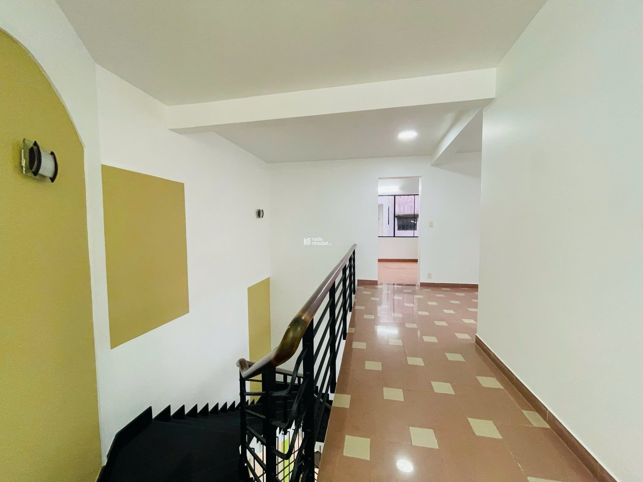 Bán villa tại đường Nguyễn An Ninh Q.Bình Thạnh dt(10x20m) giá 30 tỷ