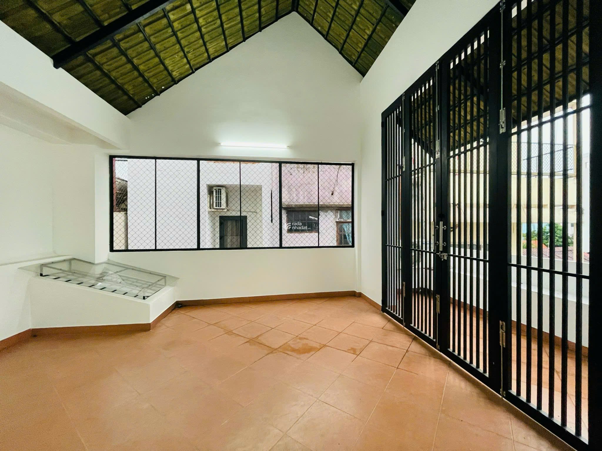 Bán villa tại đường Nguyễn An Ninh Q.Bình Thạnh dt(10x20m) giá 30 tỷ