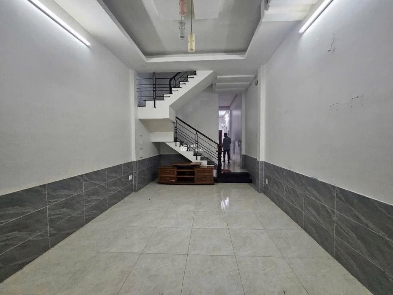 KHU CƯ XÁ TỰ DO, HXH CÁCH MẠNG THÁNG 8, TÂN BÌNH, 50M2 Ở NGAY. GIẢM 350TR CHỈ CÒN 6.8T TL 