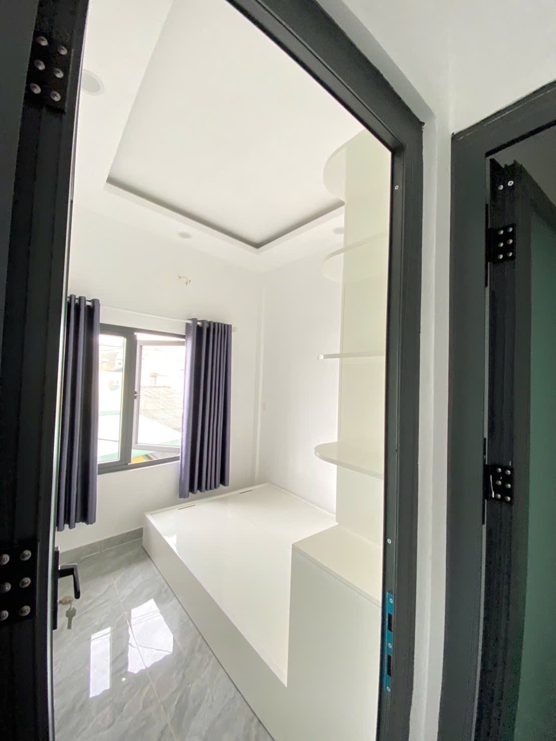 Nhà Đẹp 2 Mặt Tiền Hẻm Linh Đông – 1 Lầu 1 Trệt, Hoàn Công Đầy Đủ – Cách Phạm Văn Đồng Chỉ 200m