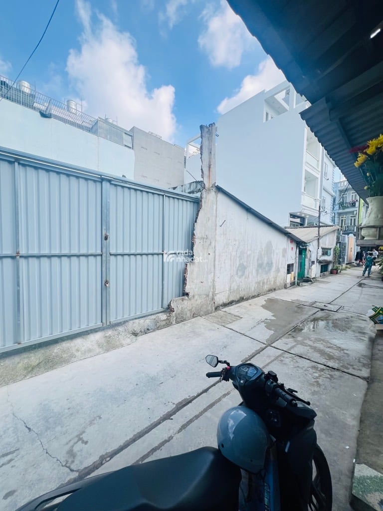 BÁN ĐẤT KẾ KHU TÊN LỬA 85M2 NGANG LỚN 5M XE HƠI TỚI NƠI NHIK 5 TỶ 