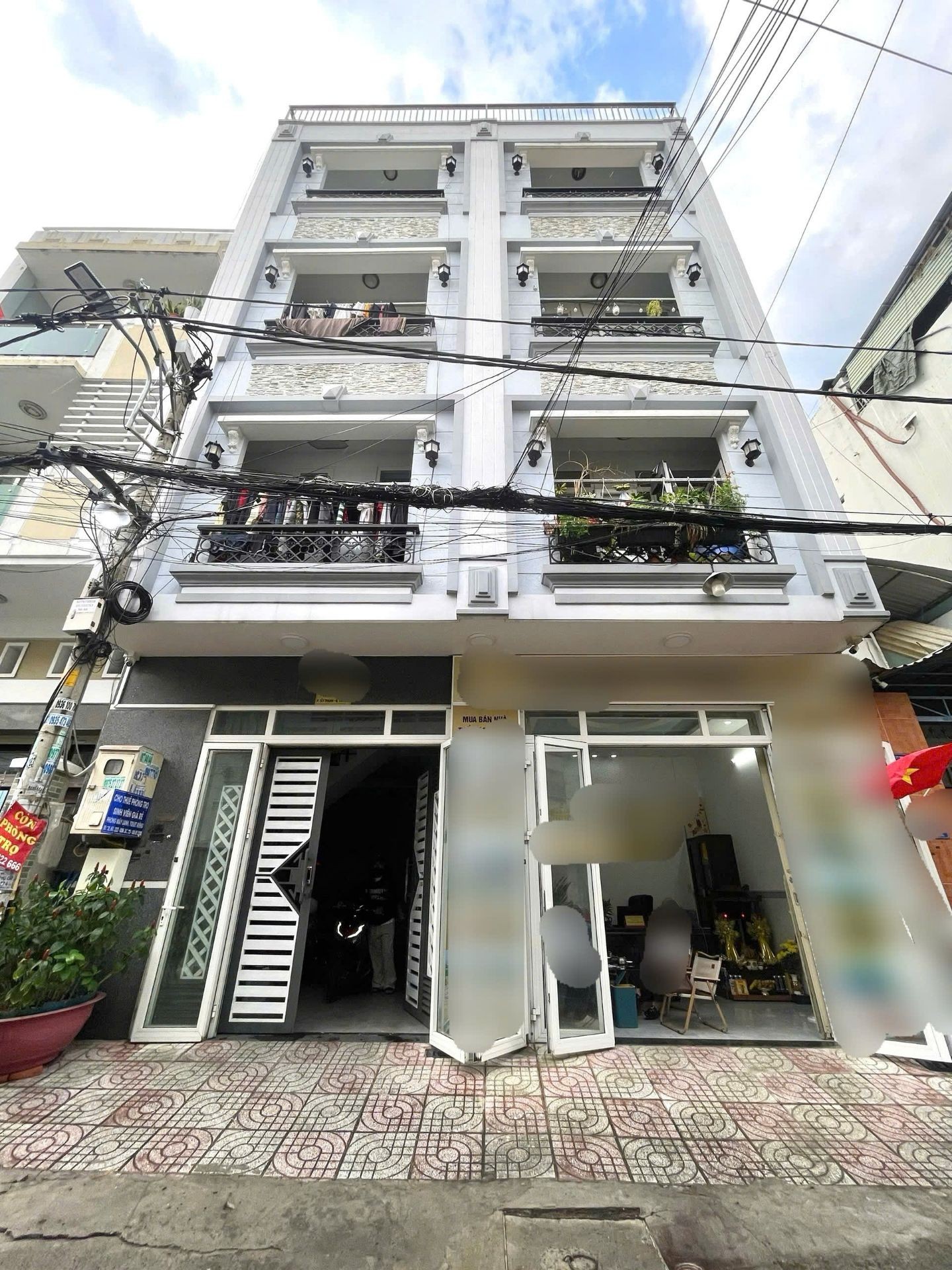 Tòa nhà CHDV đường xe hơi Dương Đức Hiền, 250m2, 8.2x30, 35 phòng, TN 150-200tr