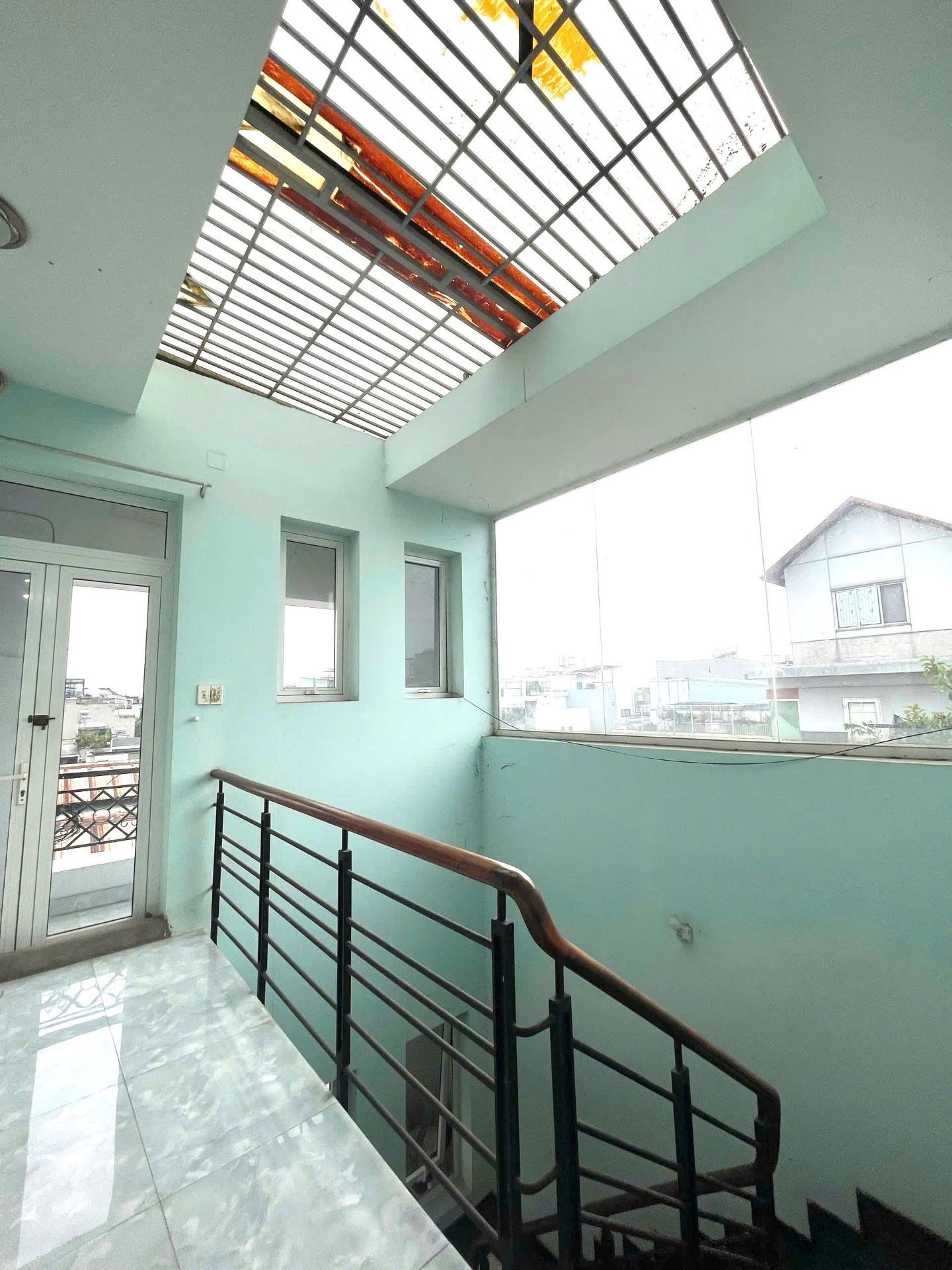 Tòa nhà CHDV đường xe hơi Dương Đức Hiền, 250m2, 8.2x30, 35 phòng, TN 150-200tr