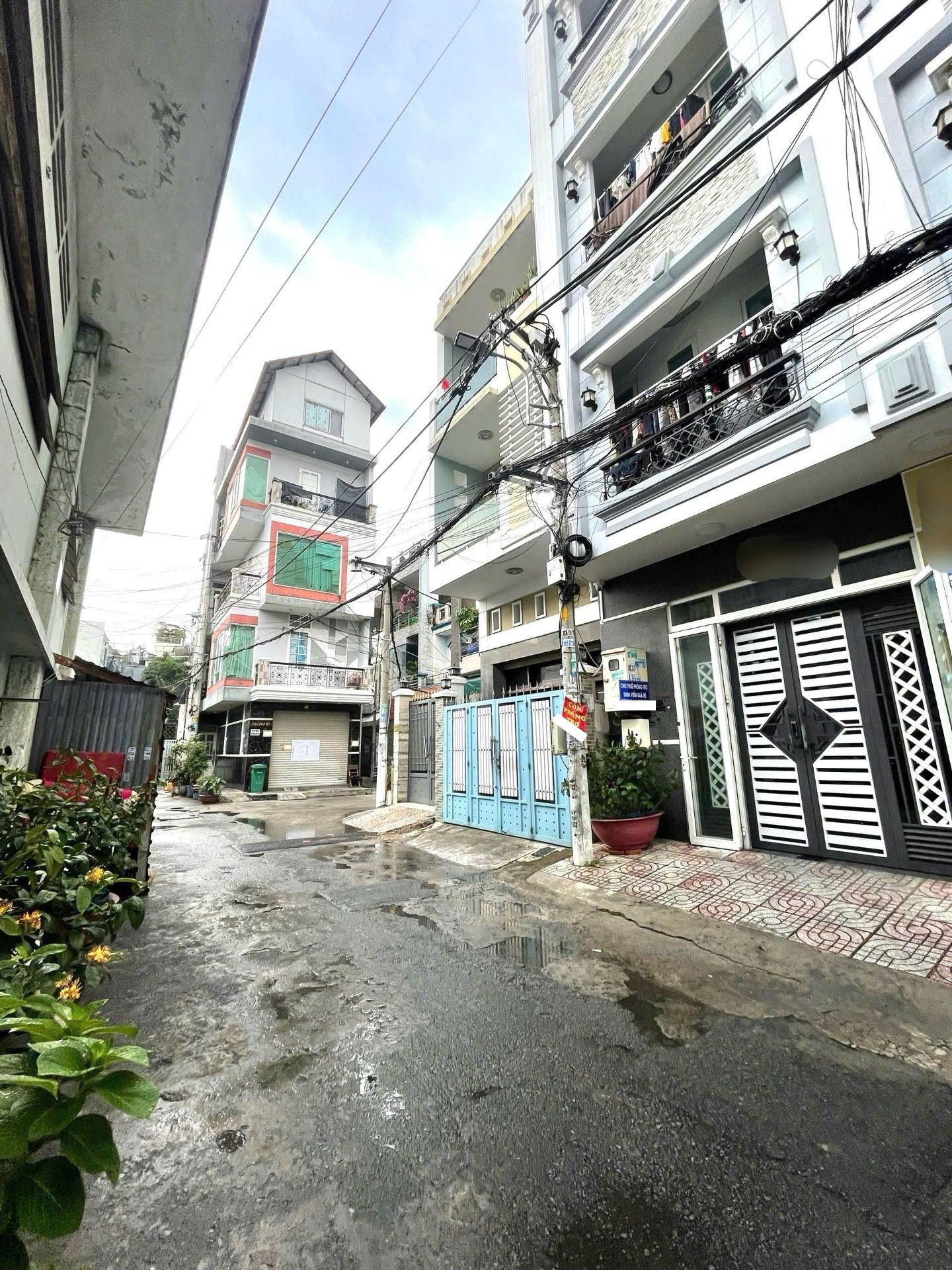 Tòa nhà CHDV đường xe hơi Dương Đức Hiền, 250m2, 8.2x30, 35 phòng, TN 150-200tr