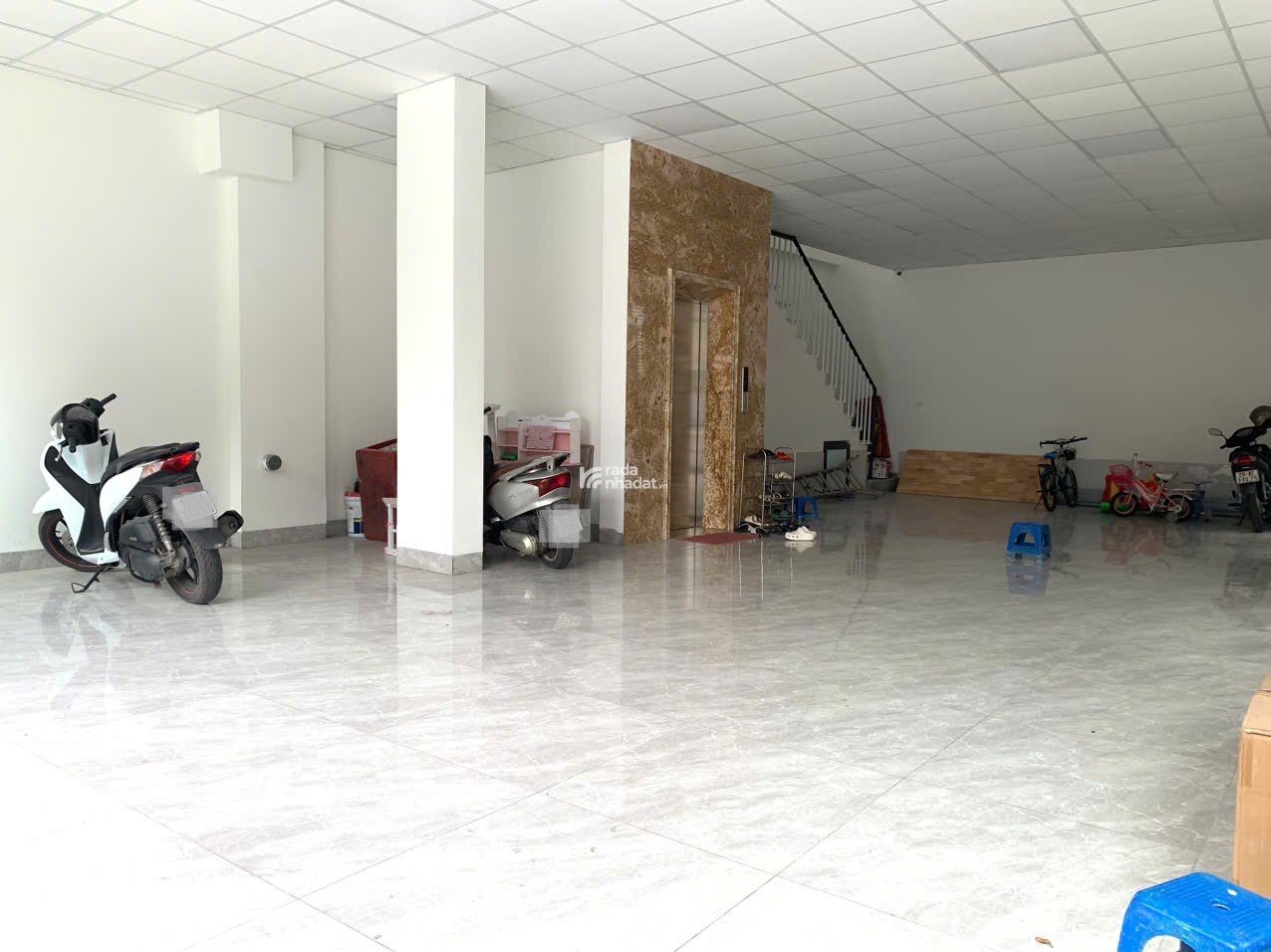 CHO THUÊ CỬA HÀNG KINH DOANH KIẾN HƯNG, HÀ ĐÔNG