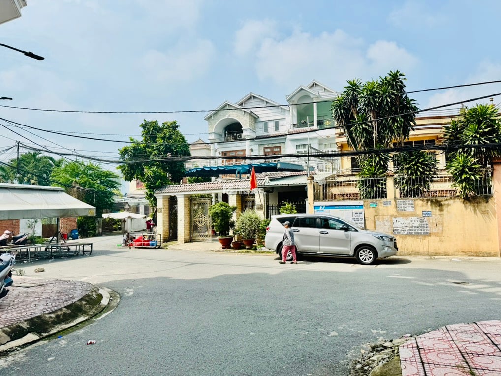 GIẢM SỐC 500TR NHÀ MỚI ĐẸP (5x11M) LÔ GÓC 2 MẶT THOÁNG 5 TẦNG Ở NGAY CHỈ 7.69 TỶ