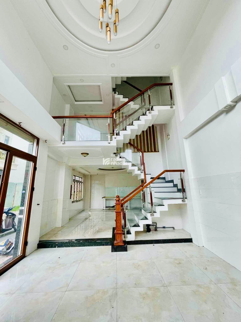 GIẢM SỐC 500TR NHÀ MỚI ĐẸP (5x11M) LÔ GÓC 2 MẶT THOÁNG 5 TẦNG Ở NGAY CHỈ 7.69 TỶ