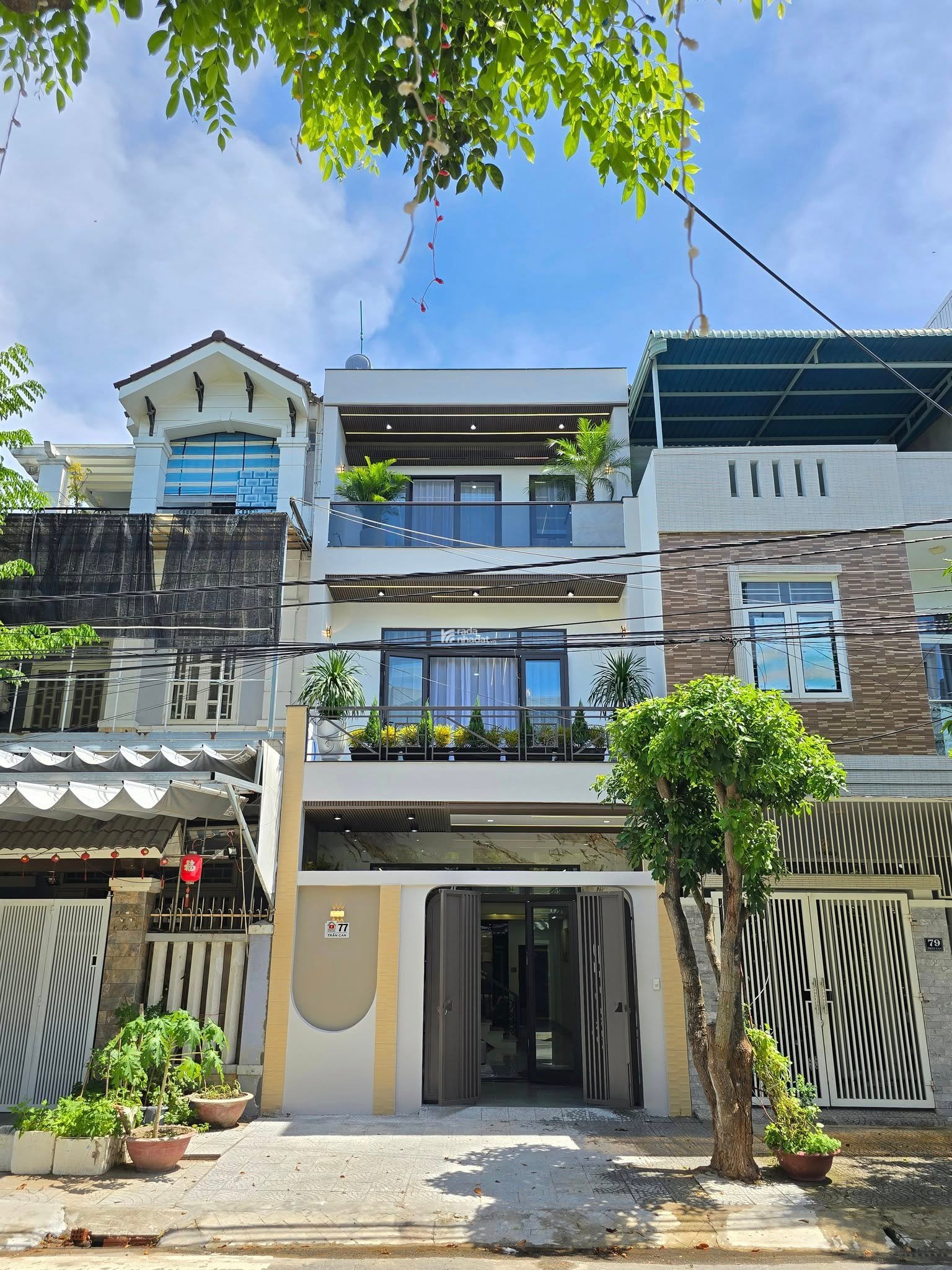 Bán Nhà Phố Đẹp Tại Thủ Dầu Một Vị Trí Đẹp Giá Tốt - Sổ Hồng Riêng