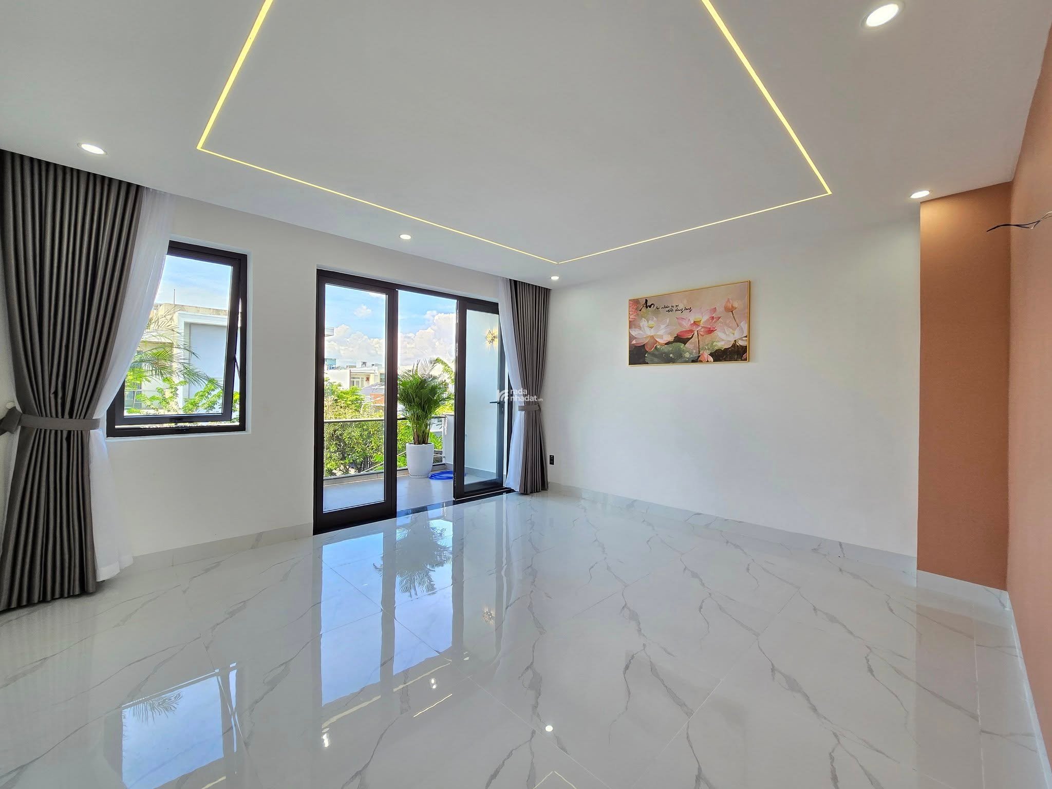 Bán Nhà Phố Đẹp Tại Thủ Dầu Một Vị Trí Đẹp Giá Tốt - Sổ Hồng Riêng