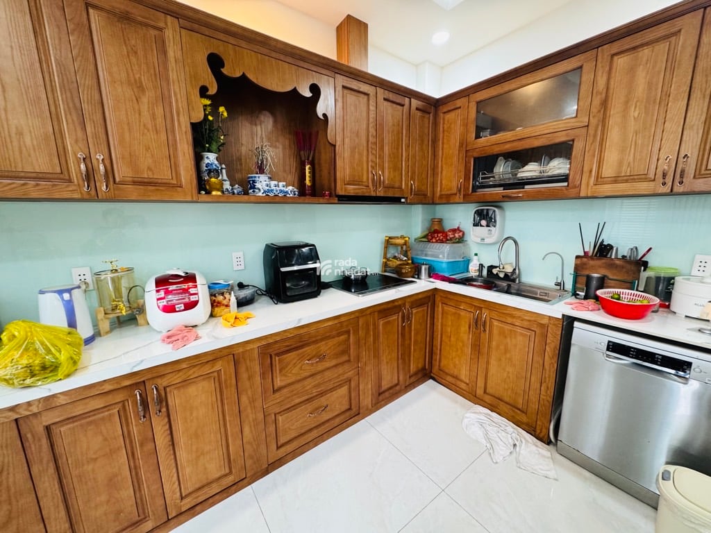 BÁN NHÀ BÌNH TRỊ ĐÔNG B 75M2 4 TẦNG BTCT 4 PHÒNG NGỦ 6.75 TỶ NỞ HẬU TÀI LỘC GẦN AEON MALL TÊN LỬA 