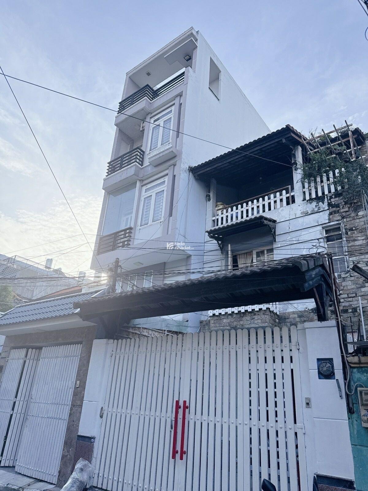 GIẢM 2.2 TỶ - NHÀ ĐẸP BÙI ĐÌNH TÚY 4 TẦNG 100M2 VUÔNG A4 - GIÁ 18.8 TỶ