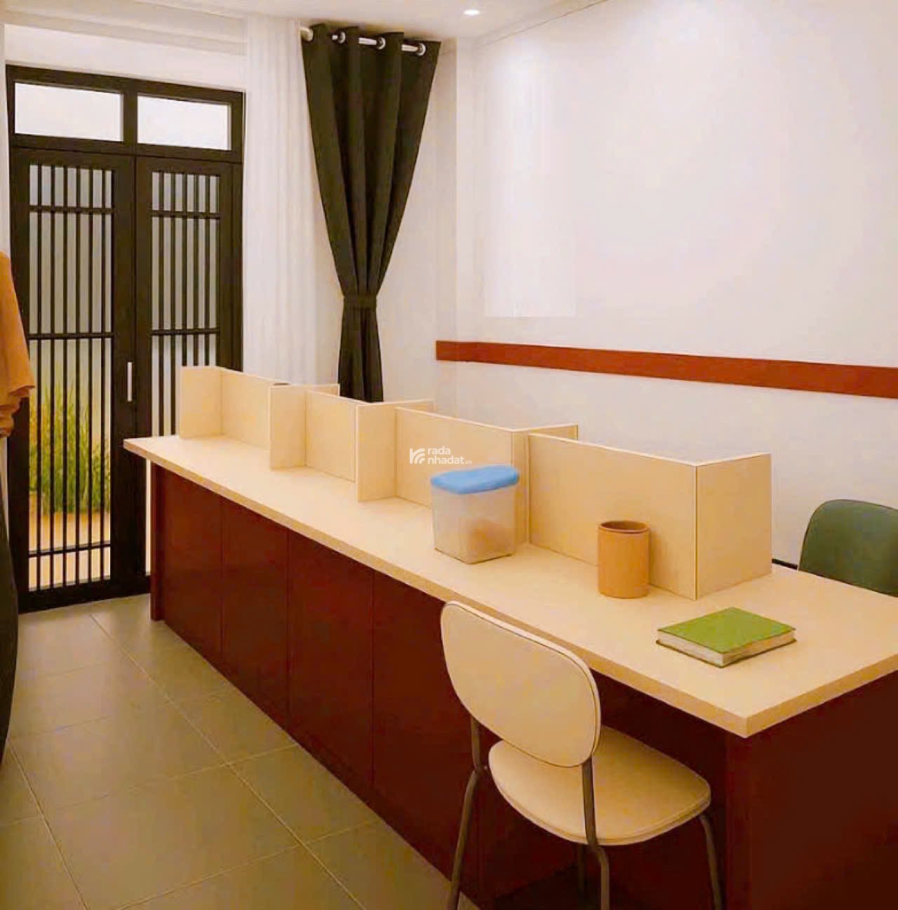 Bán nhà Lô góc QUẬN TÂN BÌNH hẻm Cách Mạng Tháng Tám, DT 56 m2, Giá 5.8 tỷ