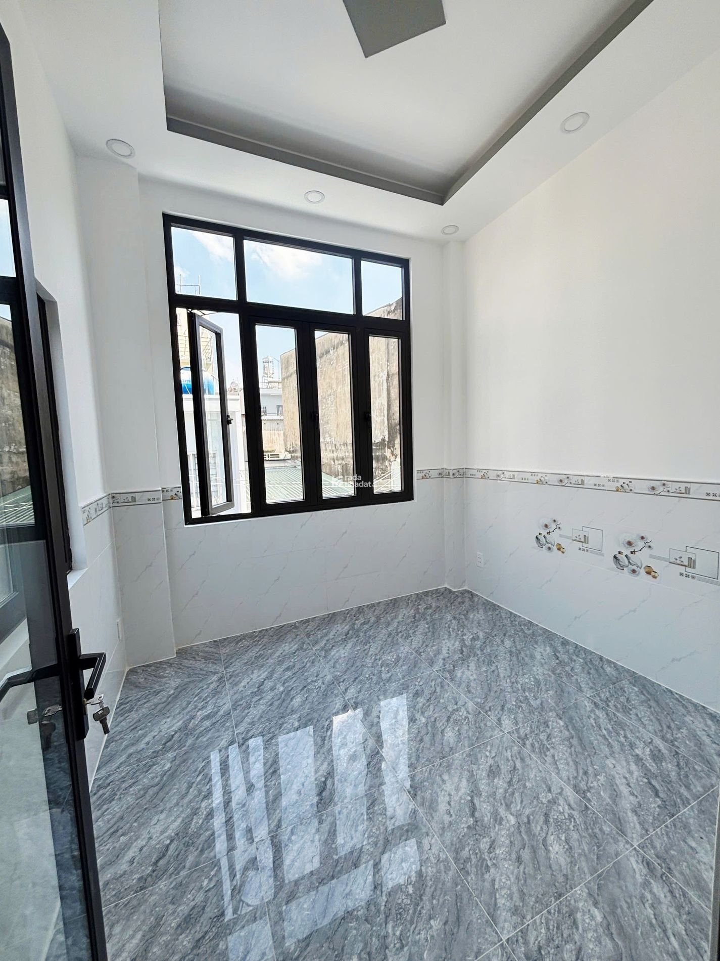 Hẻm 1/ Lý Thánh Tông, 40m2, 3 tầng, chỉ 4.75 tỷ TL, Nhà đẹp ở ngay