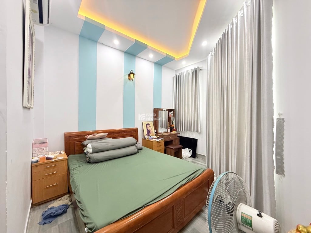 BÁN NHÀ MỚI - LÔ GÓC - 2 MẶT THOÁNG - HXH - 4 TẦNG, THỐNG NHẤT P15 GÒ VẤP, 5 TÝ XÍU