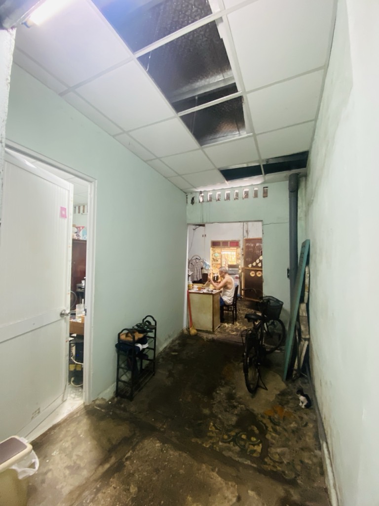 - Vị trí tuyệt đẹp gần Đại học công nghiệp thực phẩm. Vài bước chân qua Tân Bình, Trường Chinh.