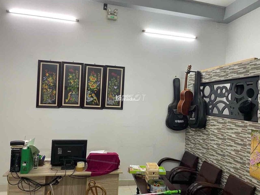 BIỆT THƯ 4 TẦNG - 104M2 - Ô TÔ ĐỂ NHÀ - KHU VIP NGUYỄN QUÝ ANH - TÂN PHÚ