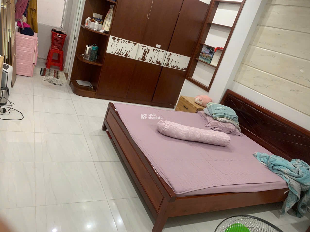 Hẻm 10m gần Chợ Tân Hương, 80m2, 3 tầng, 5PN, Chỉ 10.8 tỷ TL