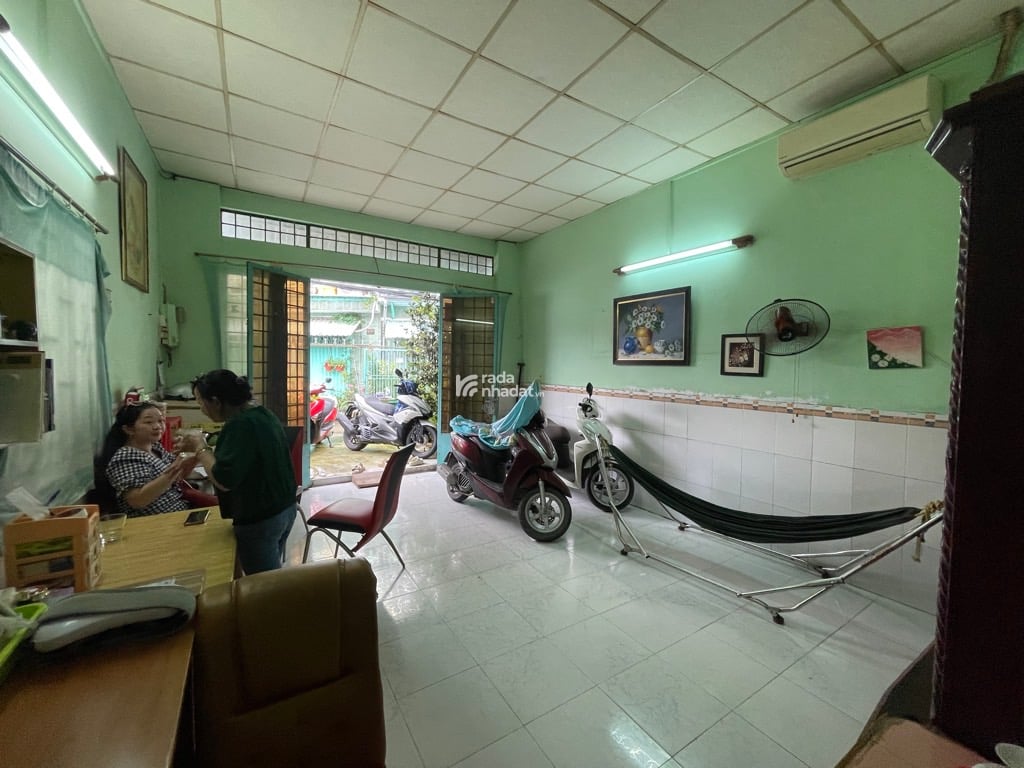 NHÀ CẤP 4 CAO LỖ.P CHÁNH HƯNG. QUẬN 8. LÔ GÓC THOÁNG MÁT 6,1T.