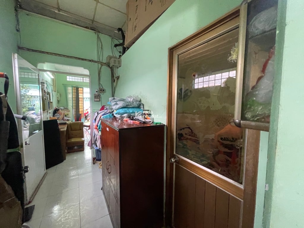 NHÀ CẤP 4 CAO LỖ.P CHÁNH HƯNG. QUẬN 8. LÔ GÓC THOÁNG MÁT 6,1T.