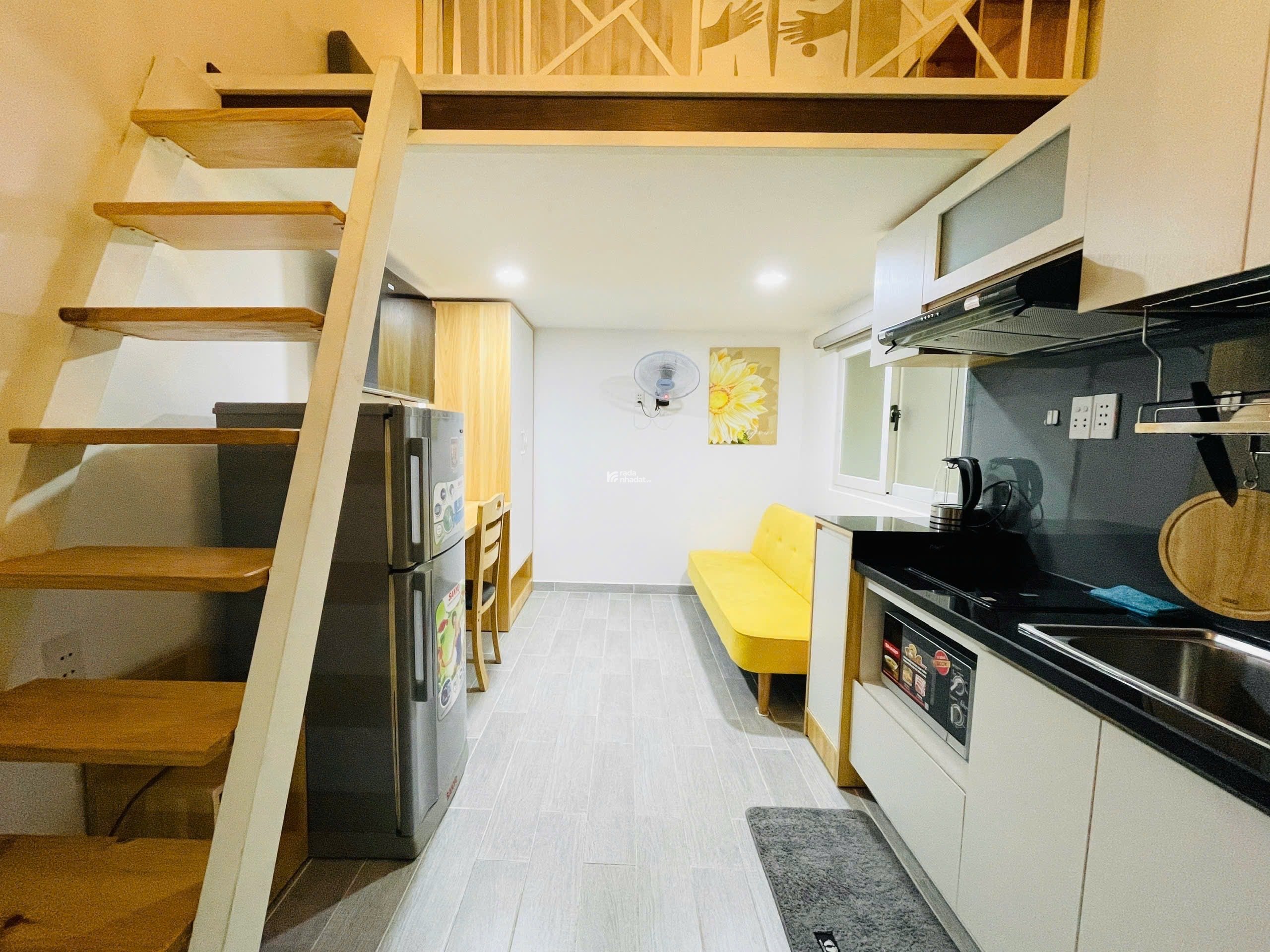 CHO THUÊ DUPLEX LỚN FULL NỘI THẤT GẦN BÙI VIỆN QUẬN 1