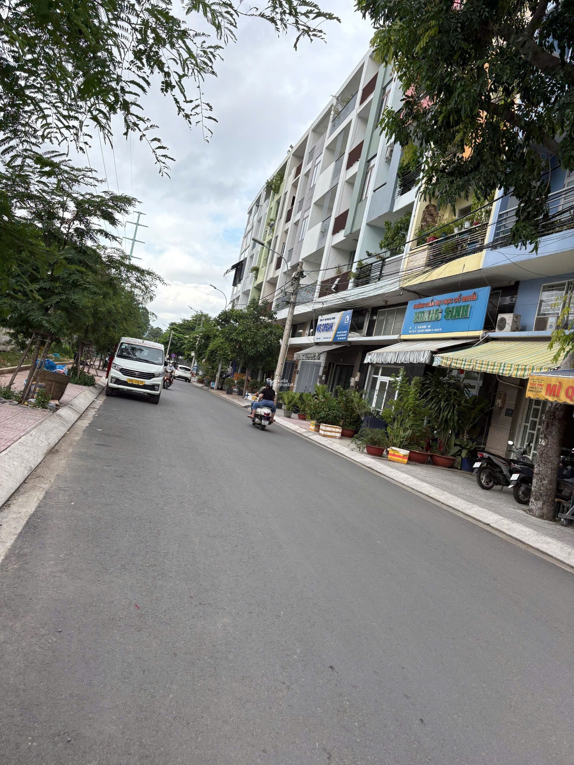  Nhà Đẹp Hẻm Lớn - Thu Nhập Sẵn - Tiện Ở Kết Hợp Kinh Doanh
