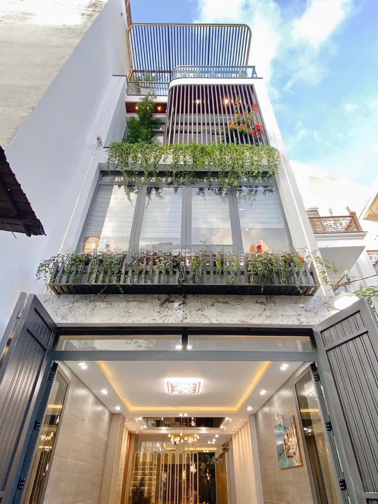 Sang nhượng nhà hẻm 1 sẹc Nguyễn Trãi, P14, Quận 5, cho thuê 16 triệu/tháng