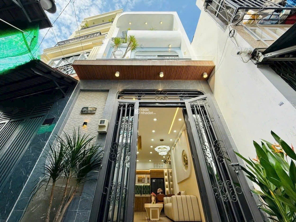 Siêu hot , 3tỷ150 , 3PN  đầy đủ nội thất 36m2 nhà Lê Quang Định