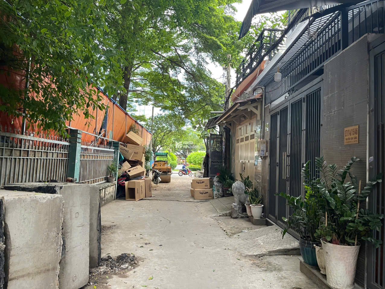Nhà 1 trệt, 2 lầu tại Nguyện Thế Truyện, Tân Sơn Nhì, DT 60 m2, giá 8 tỷ có thương lượng