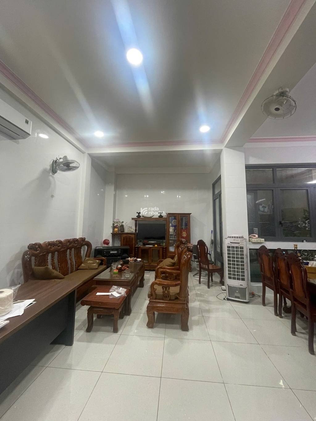 Mặt tiền Bình Tân, vị trí kinh doanh sầm uất, 1trệt 3lầu, 8 phòng ngủ