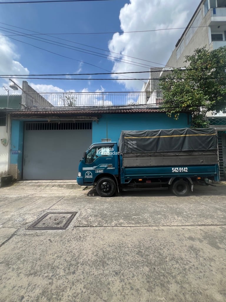 NHÀ CŨ TIỆN XÂY MỚI NGAY AEON TÂN PHÚ đường số 5 BHH  BÌNH TÂN  