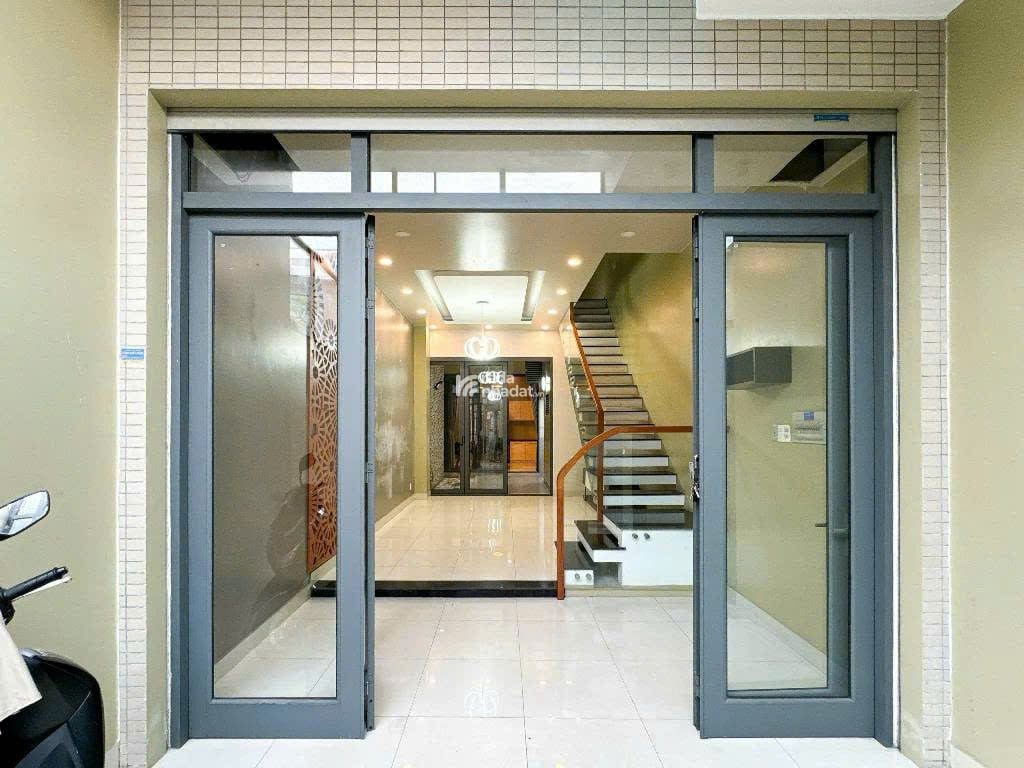 SÁT MẶT TIỀN ĐƯỜNG SONG HÀNH - 120M2 - 3 TẦNG ĐÚC - NHÀ MỚI Ở NGAY - SỔ NỞ HẬU  