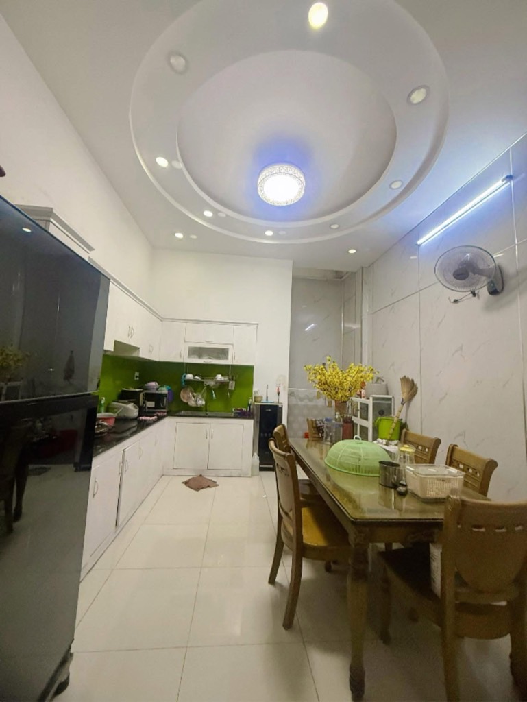 NHÀ ĐẸP 4 TẦNG KIÊN CỐ - NGAY TÂN KỲ TÂN QUÝ - GIÁP TÂN PHÚ - HẺM XE HƠI