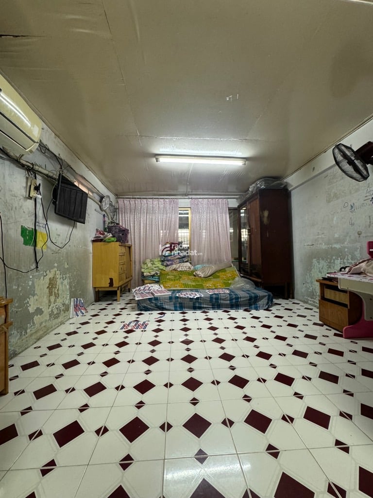 BÁN NHÀ QUẬN 6 60M2 3 TẦNG 4PN 6.X TỶ HẺM XE HƠI GẦN BÌNH TIÊN