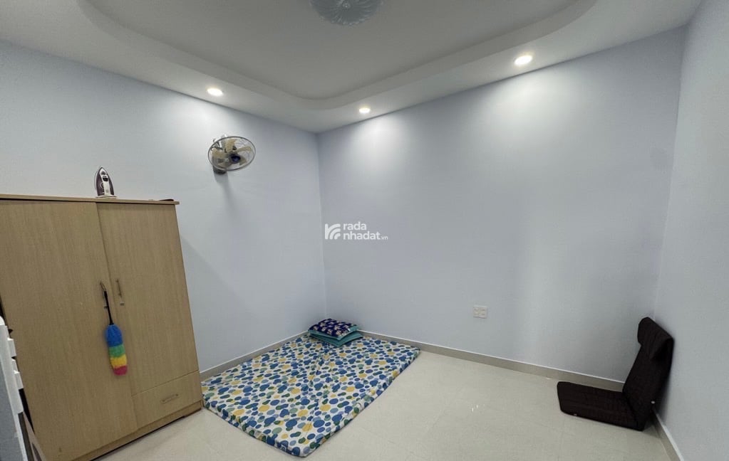 Bán nhà 2 lầu đầy đủ nội thất 2tỷ950tr DIÊN HỒNG P1 BÌNH THẠNH SỔ HỒNG RIÊNG