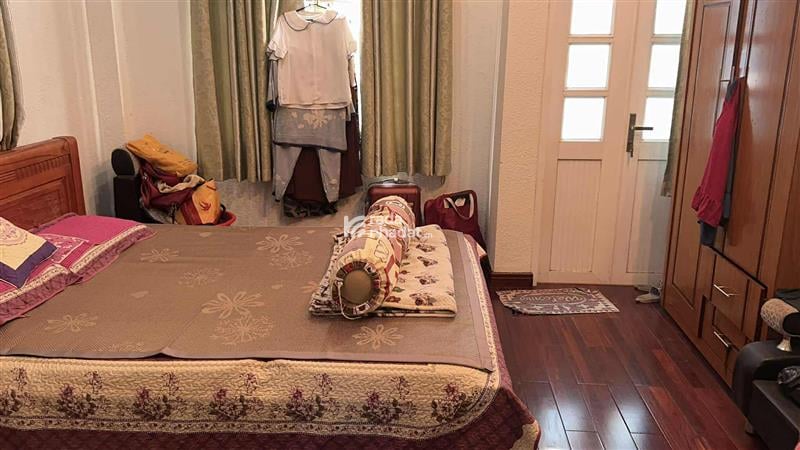 HẺMXE HƠI TRƯỜNG SƠN GẦN CÔNG VIÊN HOÀNG VĂN THỤ