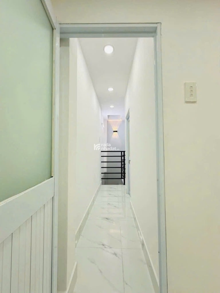 SÁT VÁCH TÂN BÌNH, ÂU CƠ, TÂN PHÚ, 22M2 TIỆN XÂY. GIẢM 550TR CHỈ 3T TL TỐT