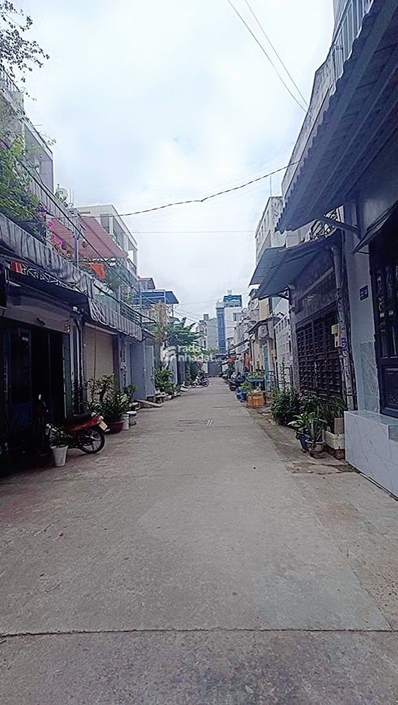 bán nhà đường trường chinh tây thạnh