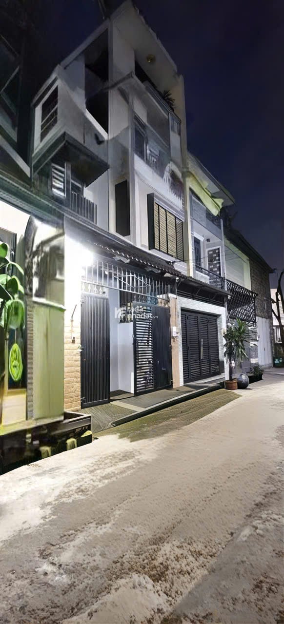 BÁN NHÀ 3T HẺM ÔTÔ ĐƯỜNG ĐÌNH PHONG PHÚ TĂNG NHƠN PHÚ B CHO THUÊ 12TR/T  7.2 TỶ