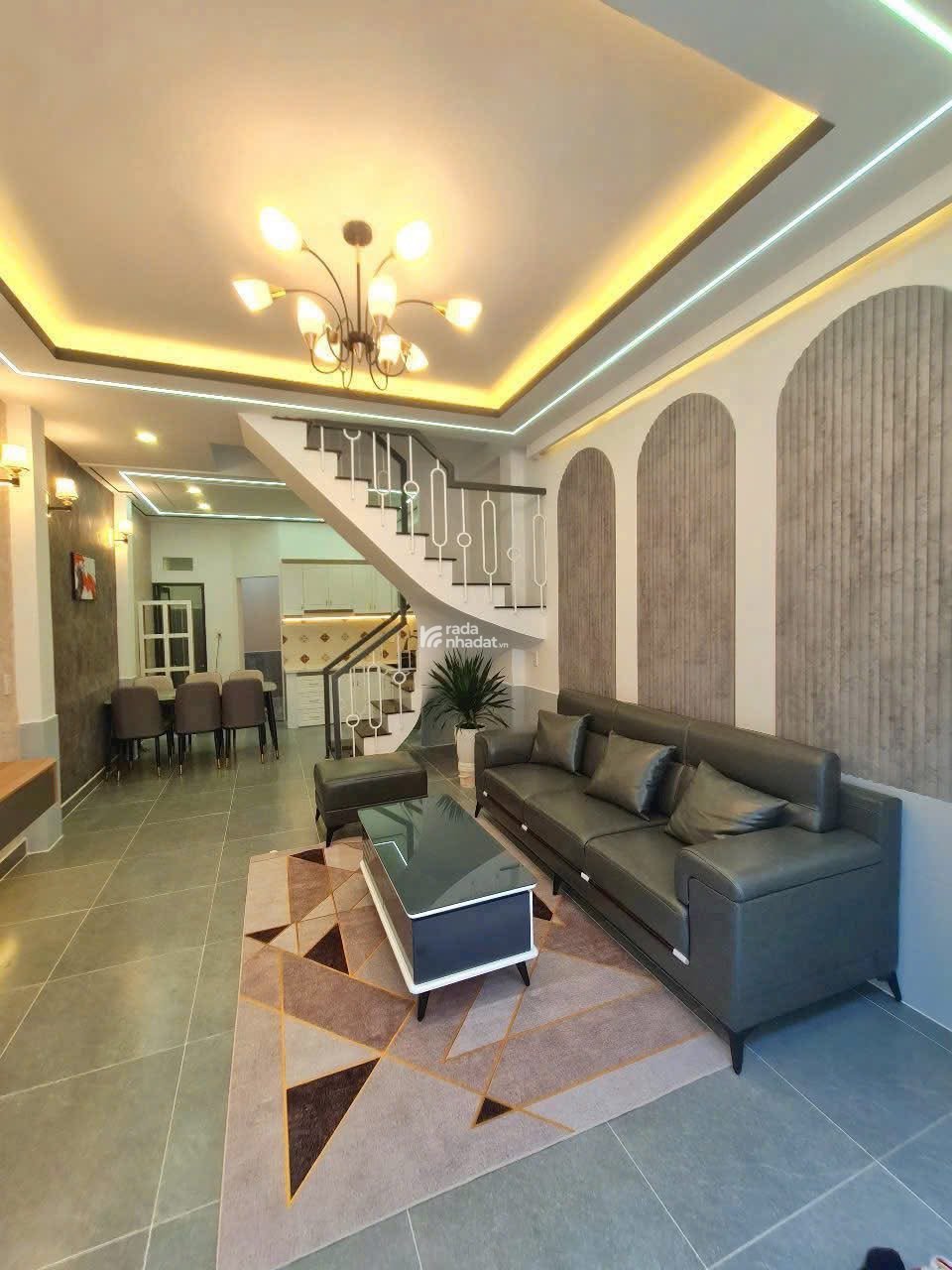 Chủ cần bán nhà Đường Nguyễn Kiệm Gò Vấp ,70m2 Giá 3ty120 lh Vân