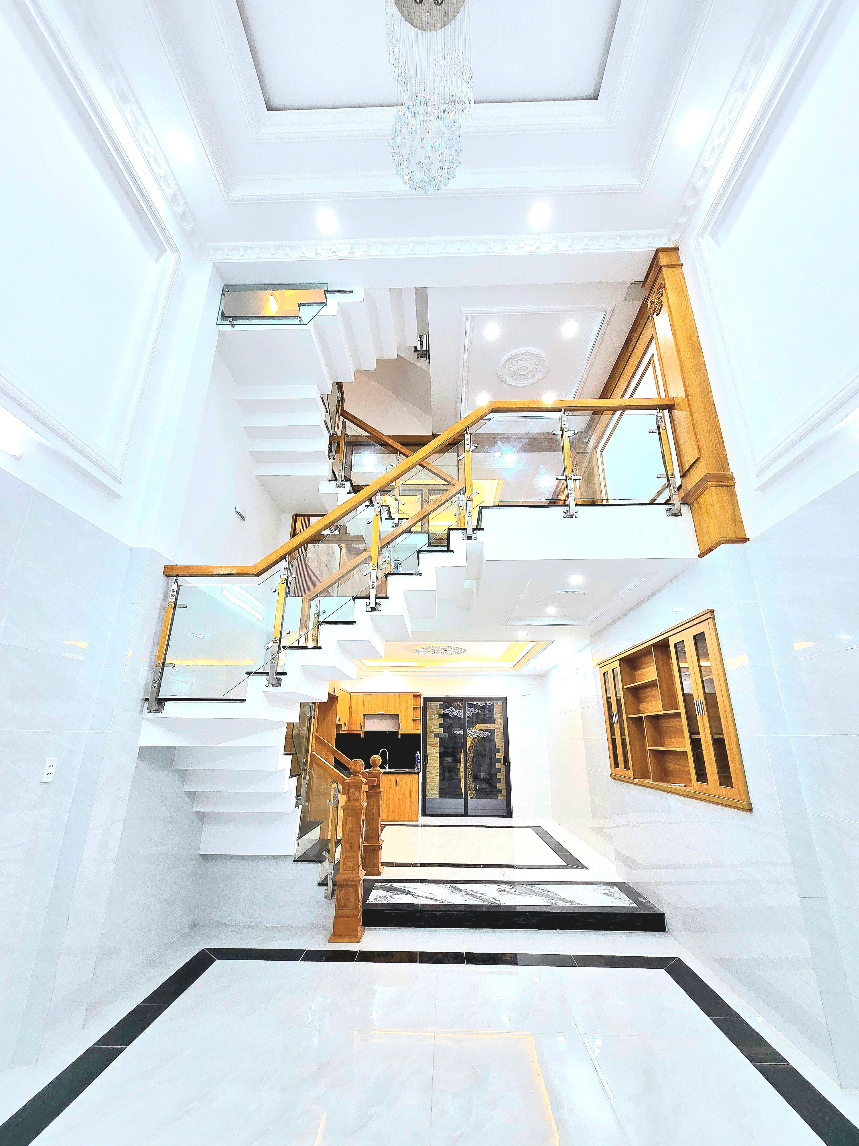 BÁN NHÀ NHÌN LÀ MÊ, Sát Khu AEON Mall Bình Tân, 4 Tầng - 60m2/7.x Tỷ