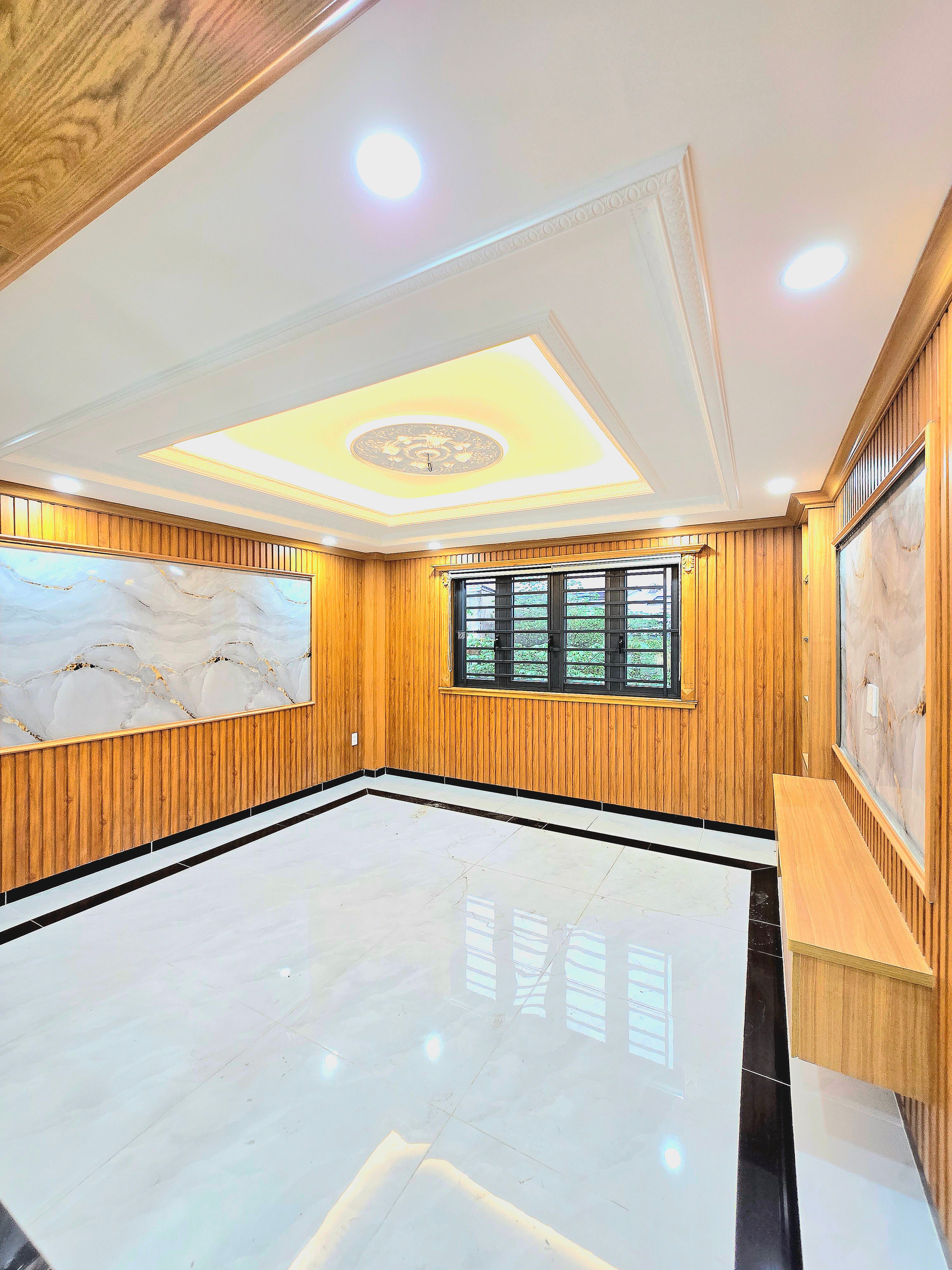 BÁN NHÀ NHÌN LÀ MÊ, Sát Khu AEON Mall Bình Tân, 4 Tầng - 60m2/7.x Tỷ