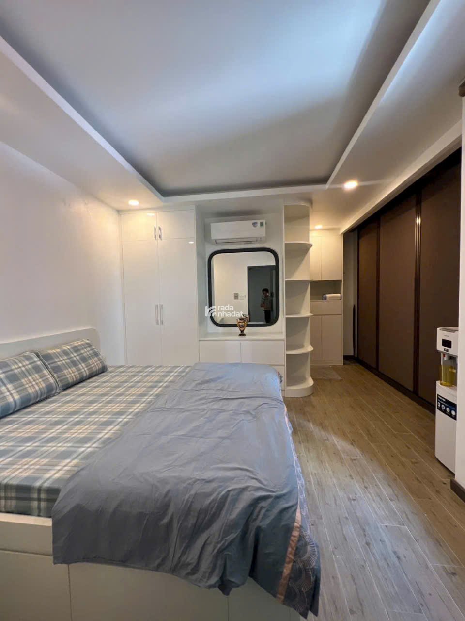 Bán tòa nhà mini tại đường Nguyễn Bỉnh Khiêm Quận 1 với diện tích 30.6m2 giá chỉ 14.9 tỷ